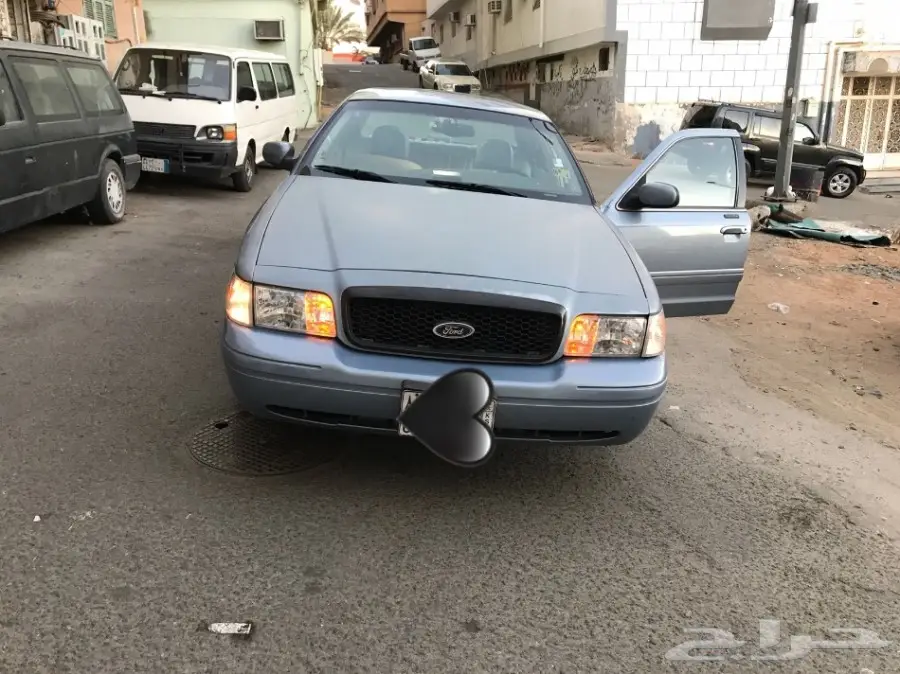 فورد كراون فكتوريا (image 2)