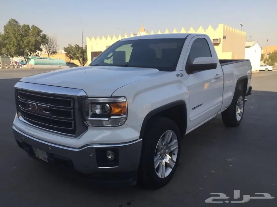 للبيع جمس سييرا ابيض 2015 Z71 (image 2)