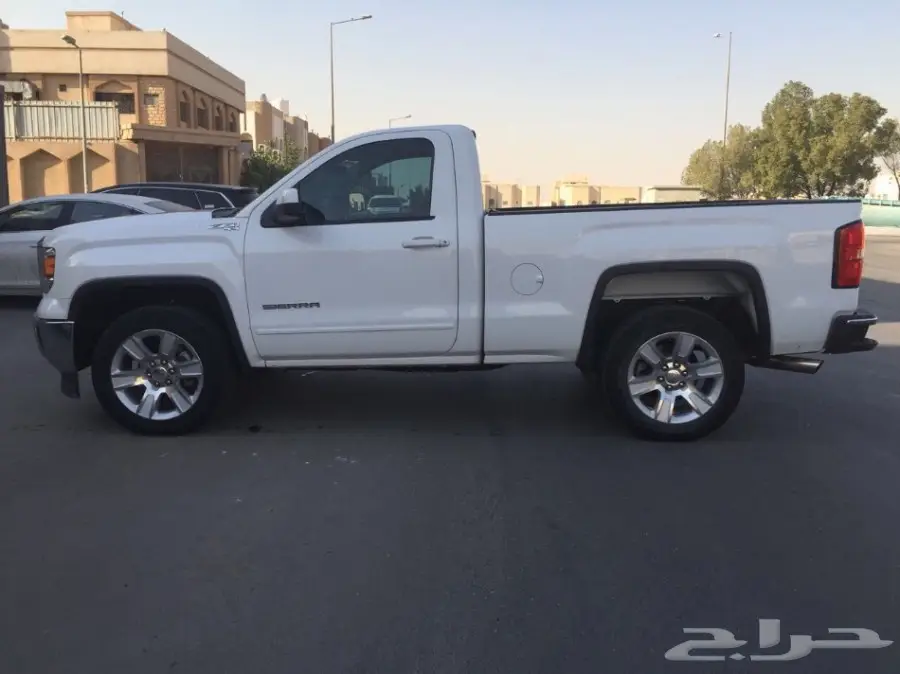 للبيع جمس سييرا ابيض 2015 Z71 (image 4)