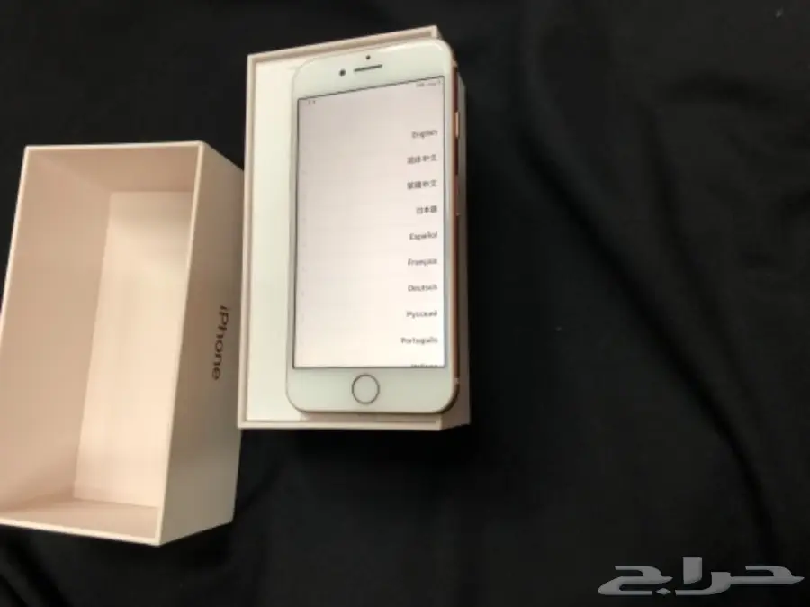 أيفون 8 البيع ذهبي 