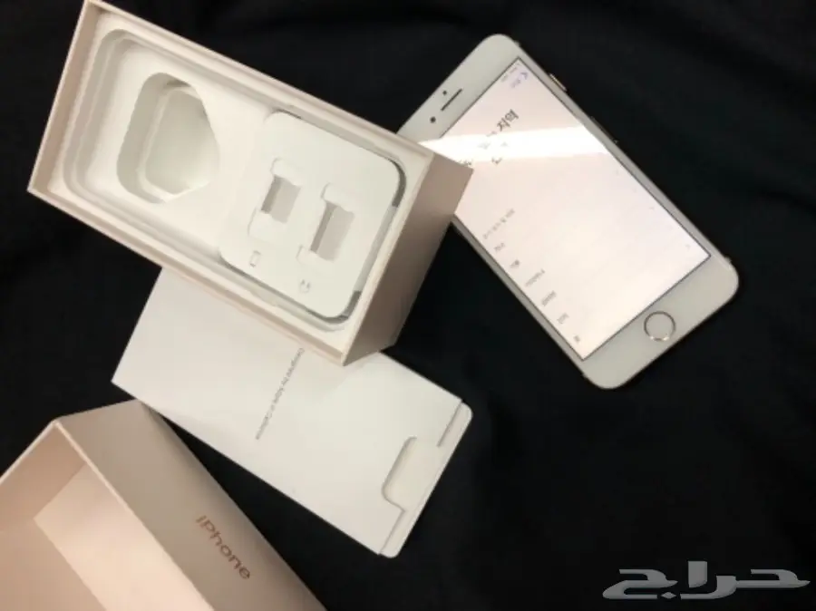 أيفون 8 البيع ذهبي  (image 2)