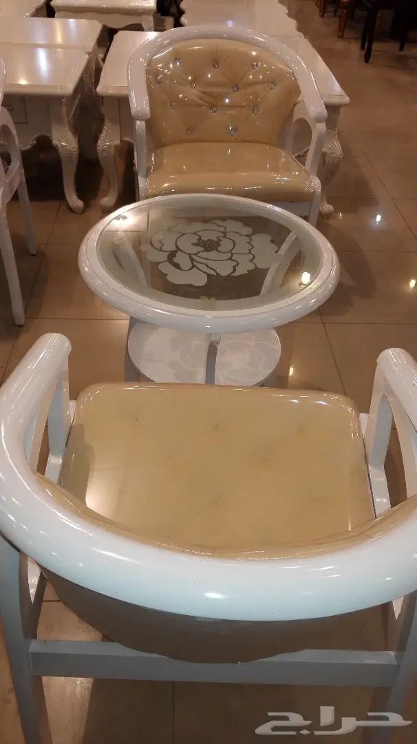 كراسي وطاولات وأطقم كوفي شوب ومطاعم وفنادق  (image 61)