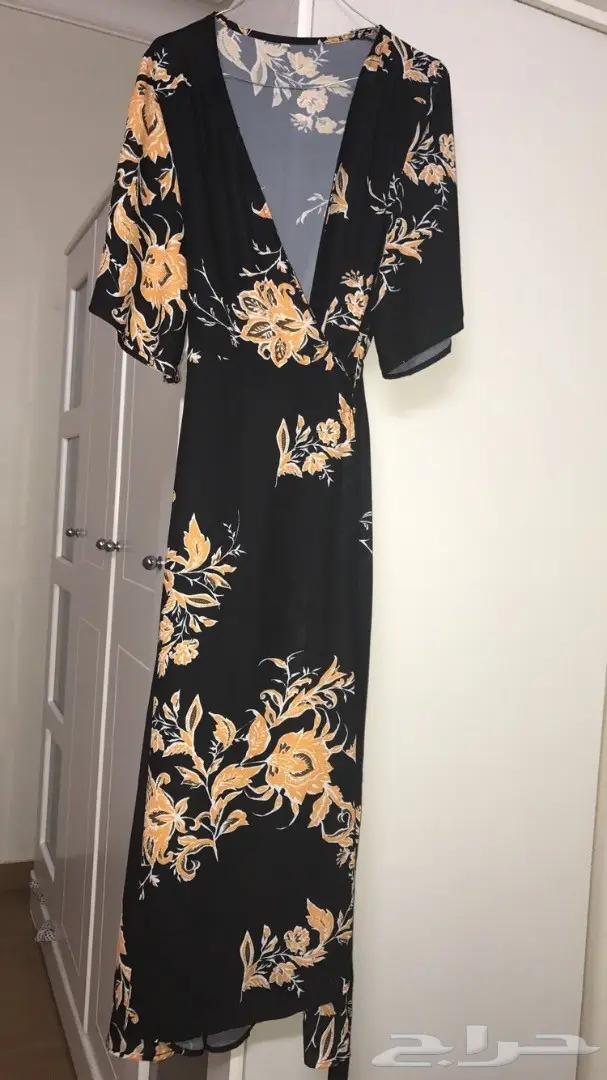 فستان اسود ب 70 ريال