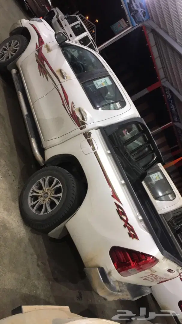 للبيع هايلكس 2017 ماشي قليل 