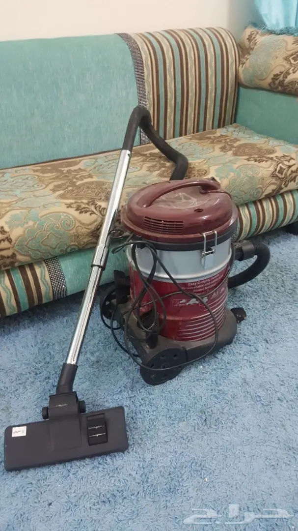 للبيع فوري: كنبة، مكيف، ومكنسة - فرصة لا تُفوّت! (image 2)