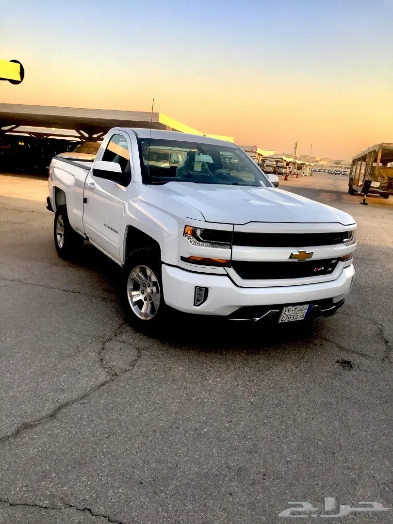 للبيع سلفرادو غمارةZ71جديد بسعر مغري مع هداية (image 4)