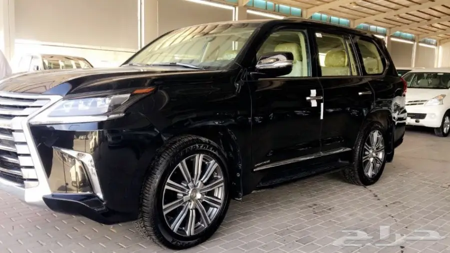 لكزس LX570موديل 2017 (image 1)