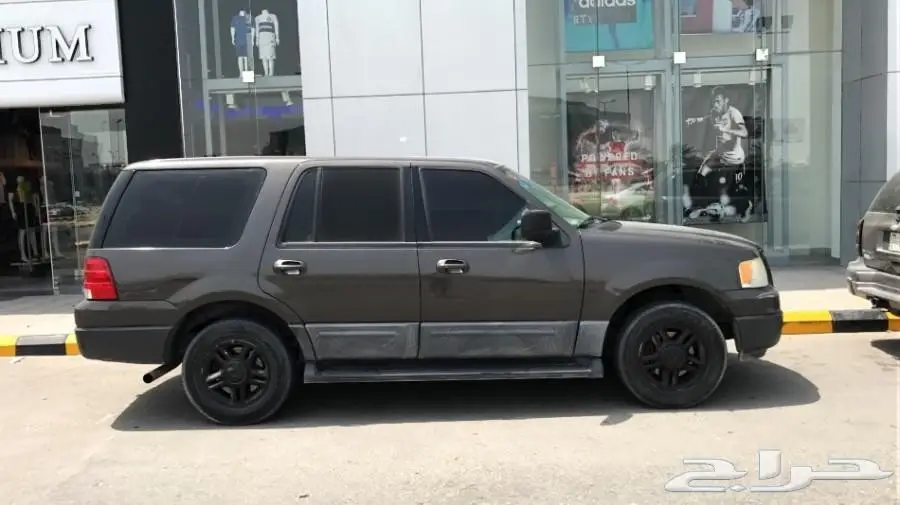 للبيع فورد اكسبديشن 2005