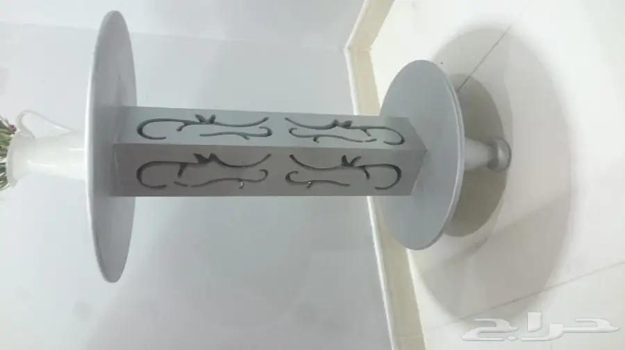 طاولات ضيافة لون فضي (image 3)