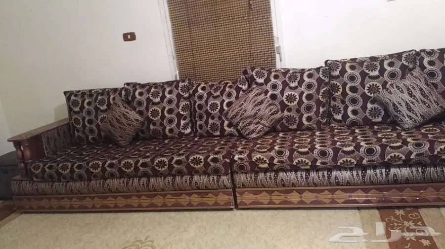 كنب نظيف جدا 