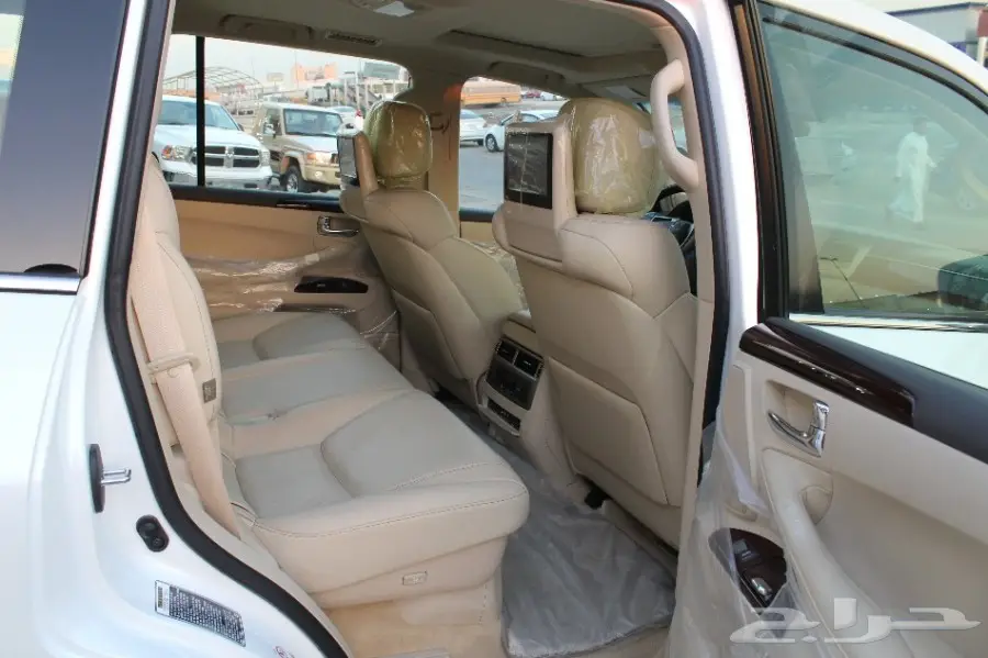 لكزس موديل 2015 - ماشى 24600-سعودى- فل كامل  (image 11)