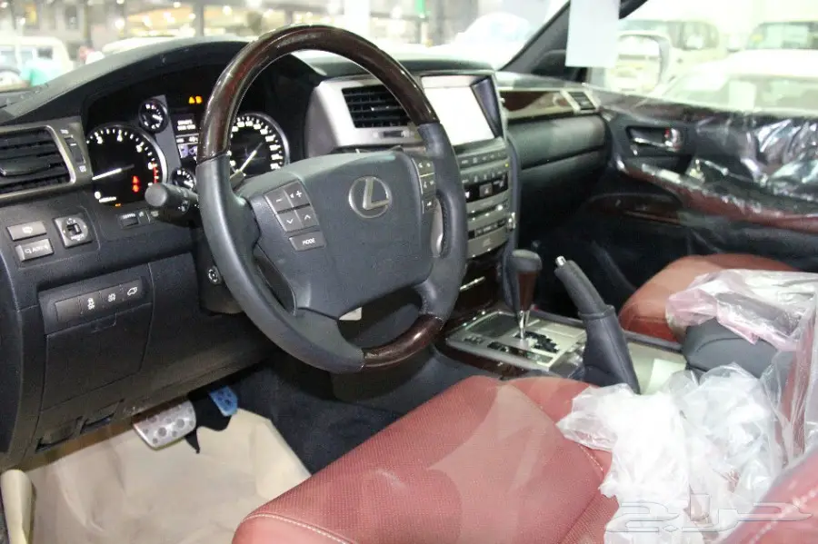 لكزس LX570 اصفار2015 خليجي فل كامل  (image 27)