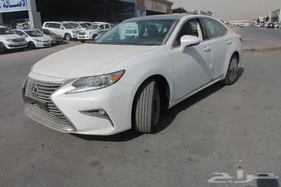 تويوتا لكزس ES 350 موديل 2018 خليجي بريمي (image 4)