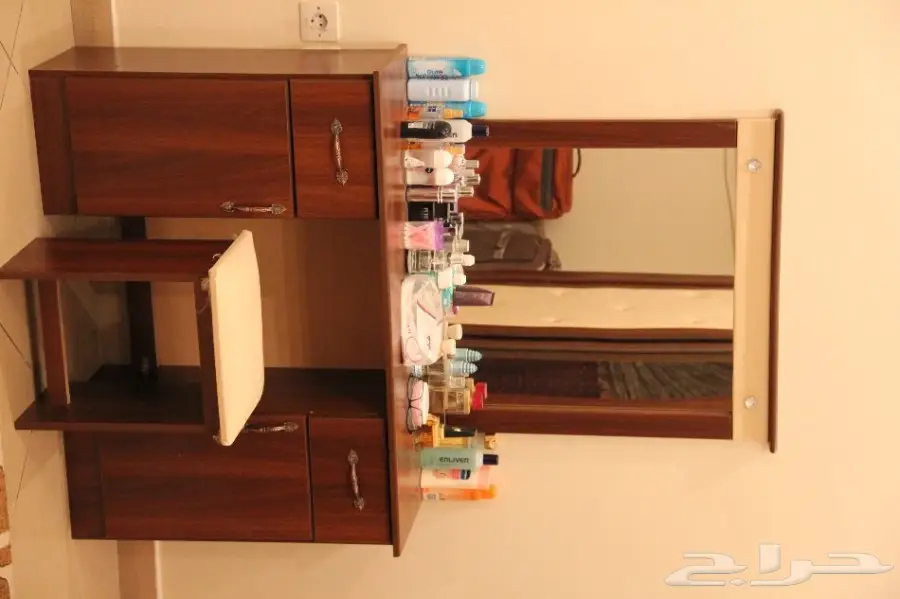 جدة غرفة نوم بحالة الجديد -شنط عناية بالسيارة (image 5)