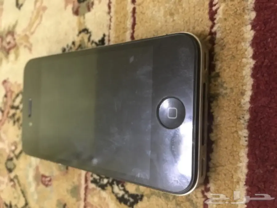 للبيع ايفون 4s نظيف جدا (image 1)