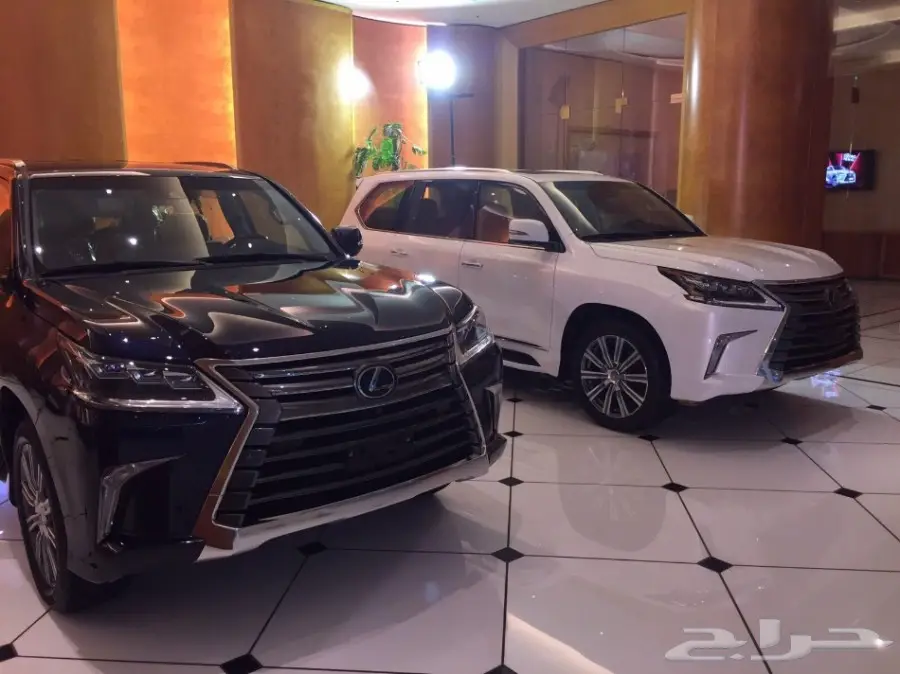 م طلوب لكزس 