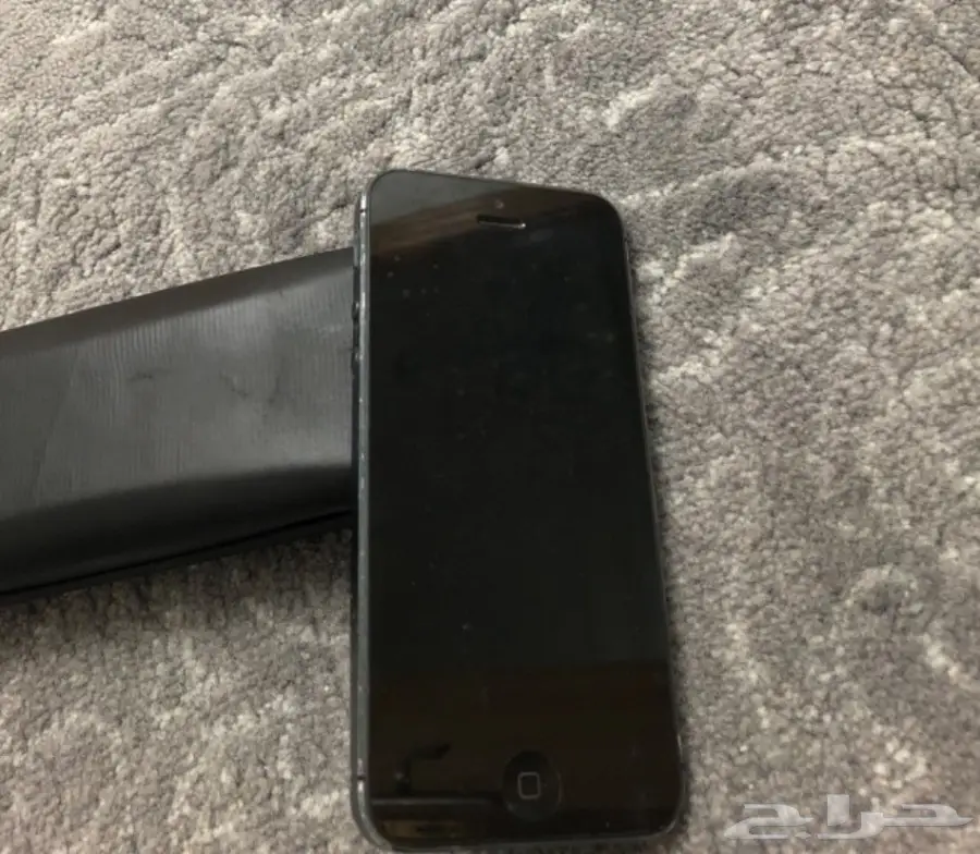 ايفون 5 اسود استخدام شخصي