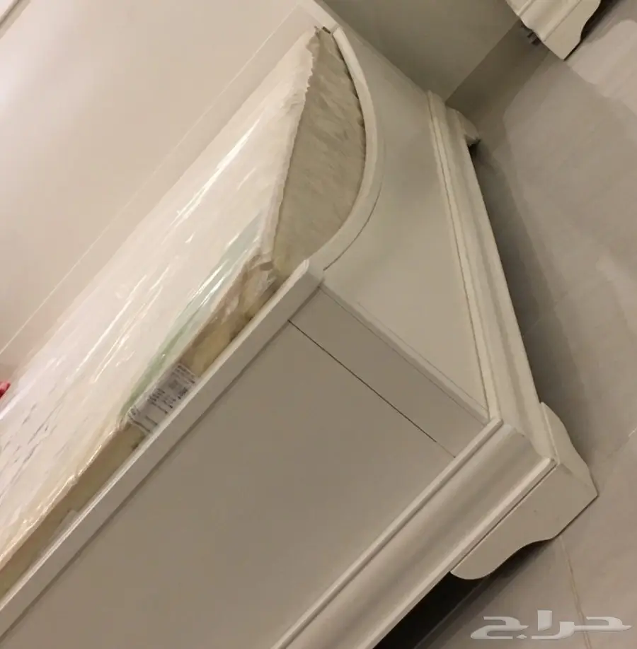 سرير نوم نفرين ابيض  (image 2)