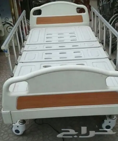 سرير طبي كهربائي (4) حركات