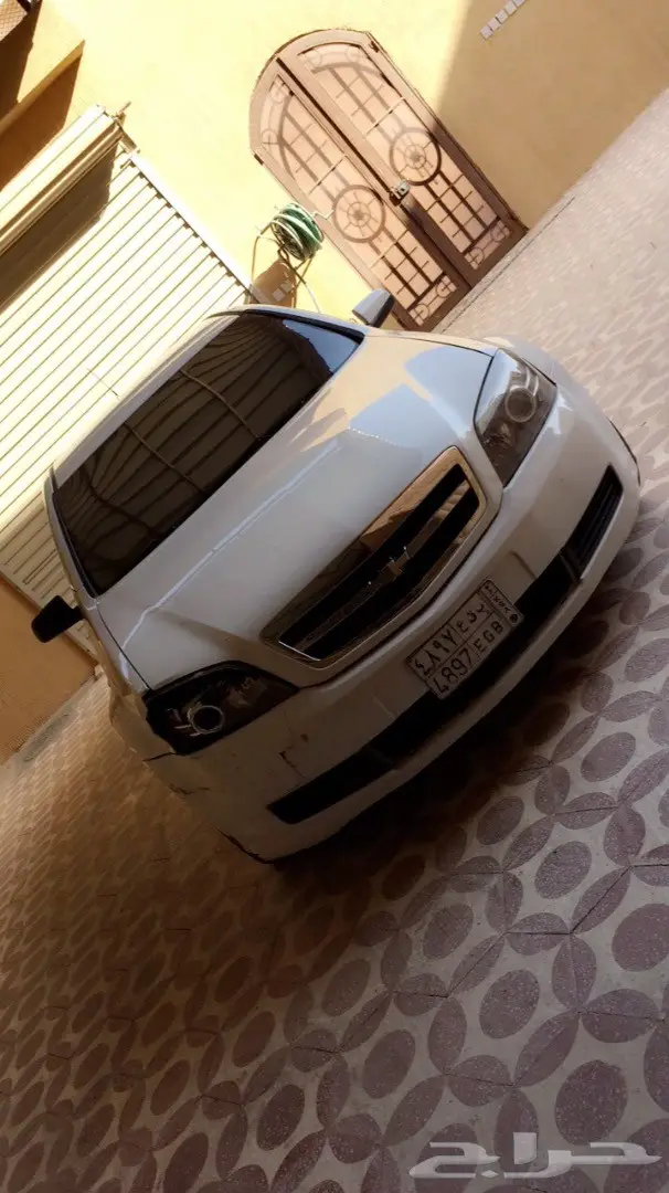 كابرس 2011  ابيض  (image 3)