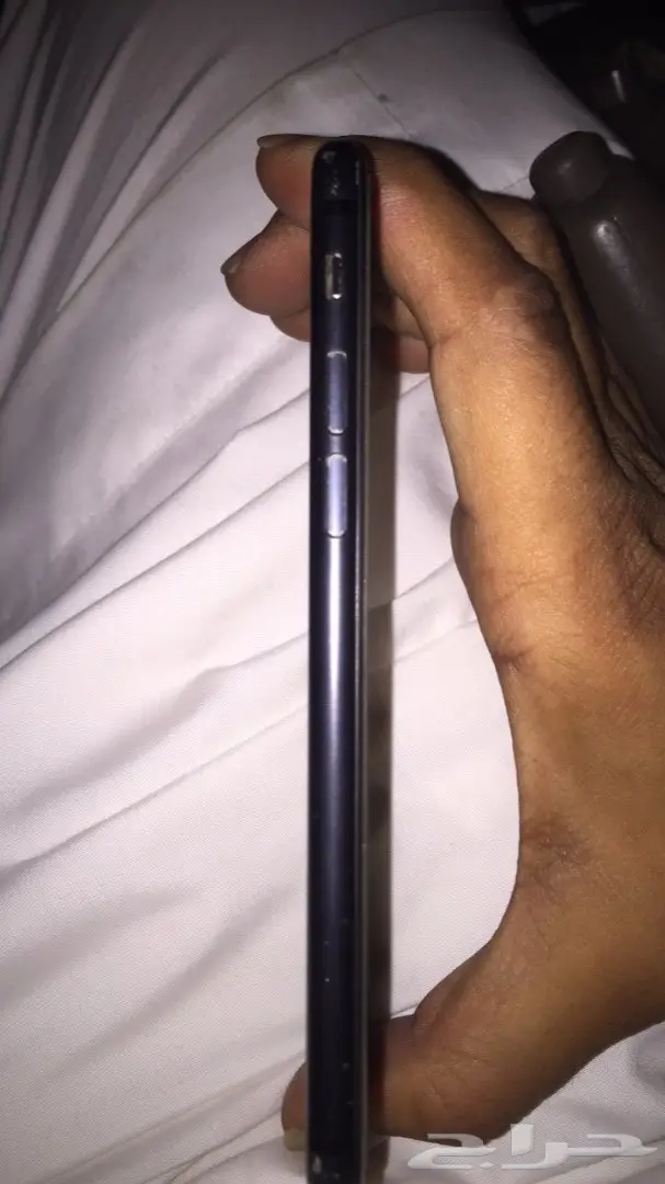 ايفون 7 اسود مطفي 128 قيقا . عادي  (image 3)