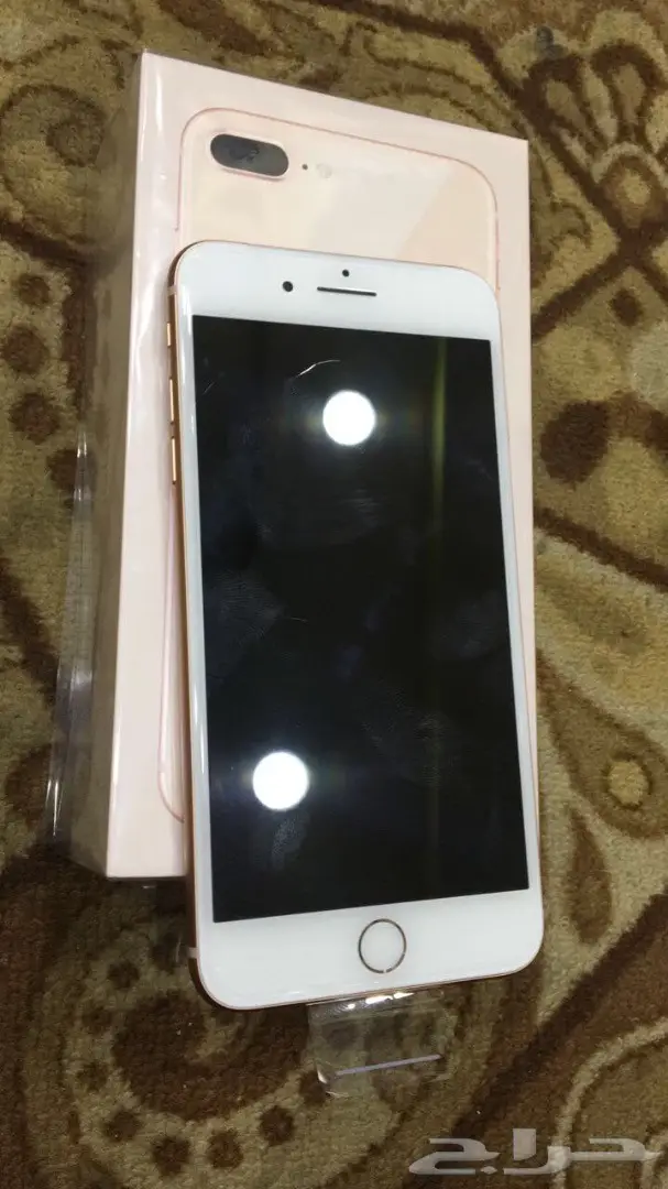للبيع ايفون 8بلس ذهبي جديد 64قيقا (image 2)
