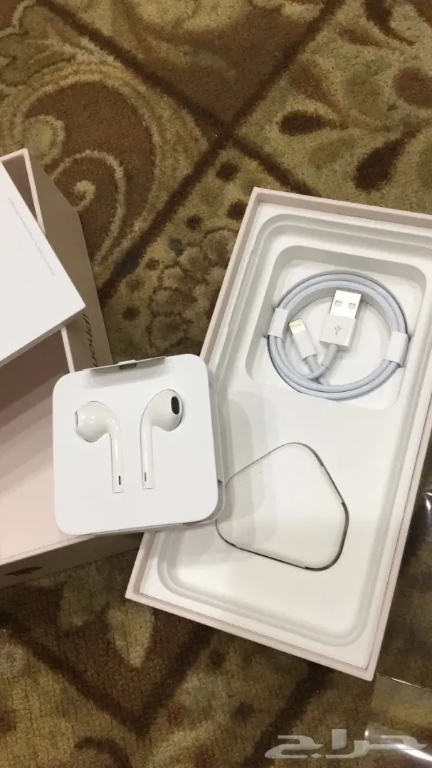 للبيع ايفون 8بلس ذهبي جديد 64قيقا (image 4)