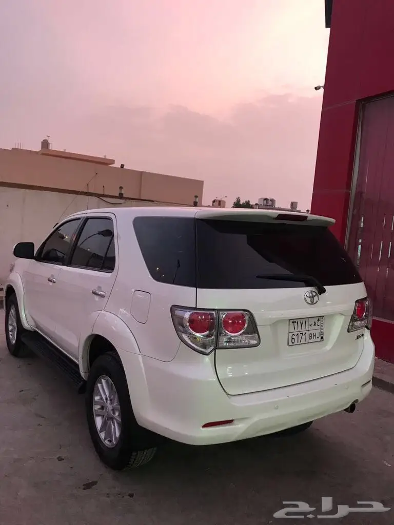 فورتشنر 2014 للبيع  (image 2)