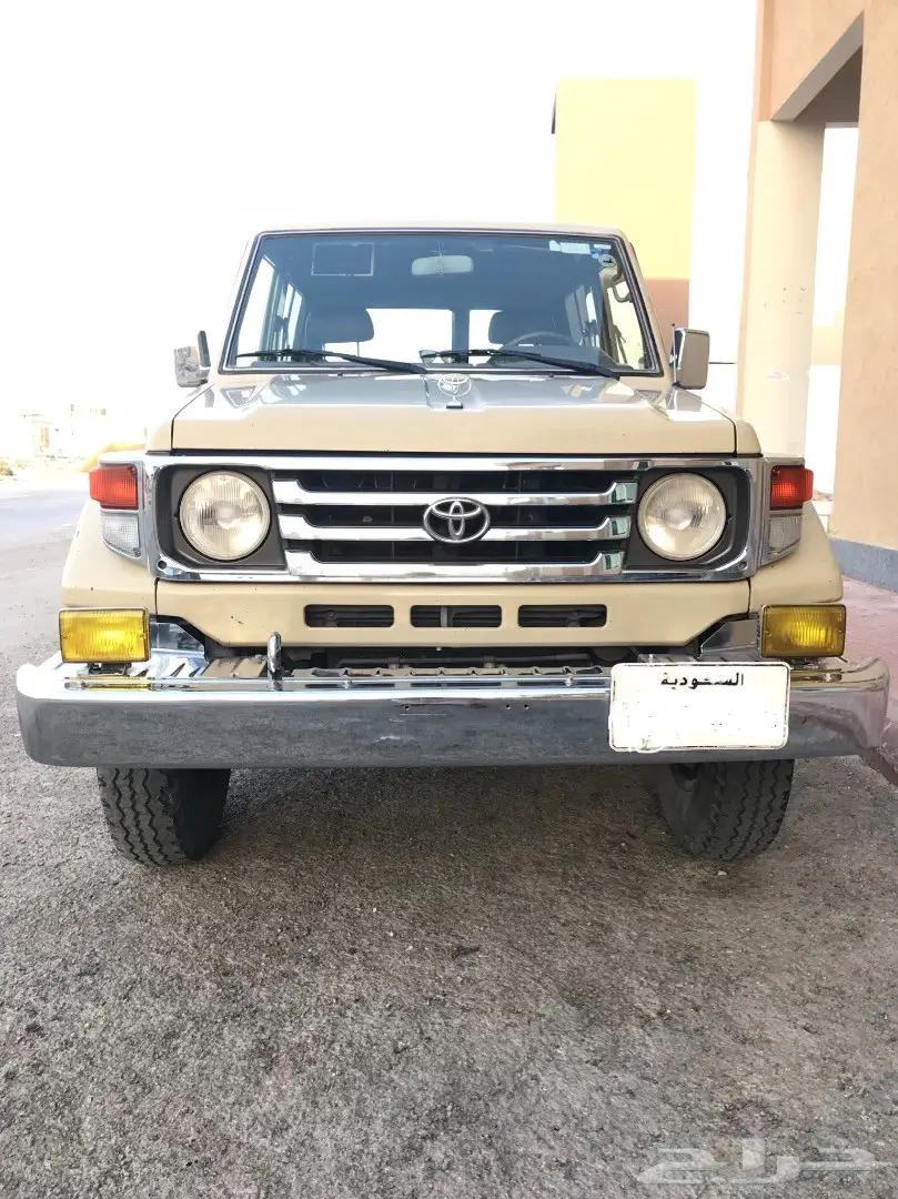 للبيع جيب ربع 2006خليجي (image 7)