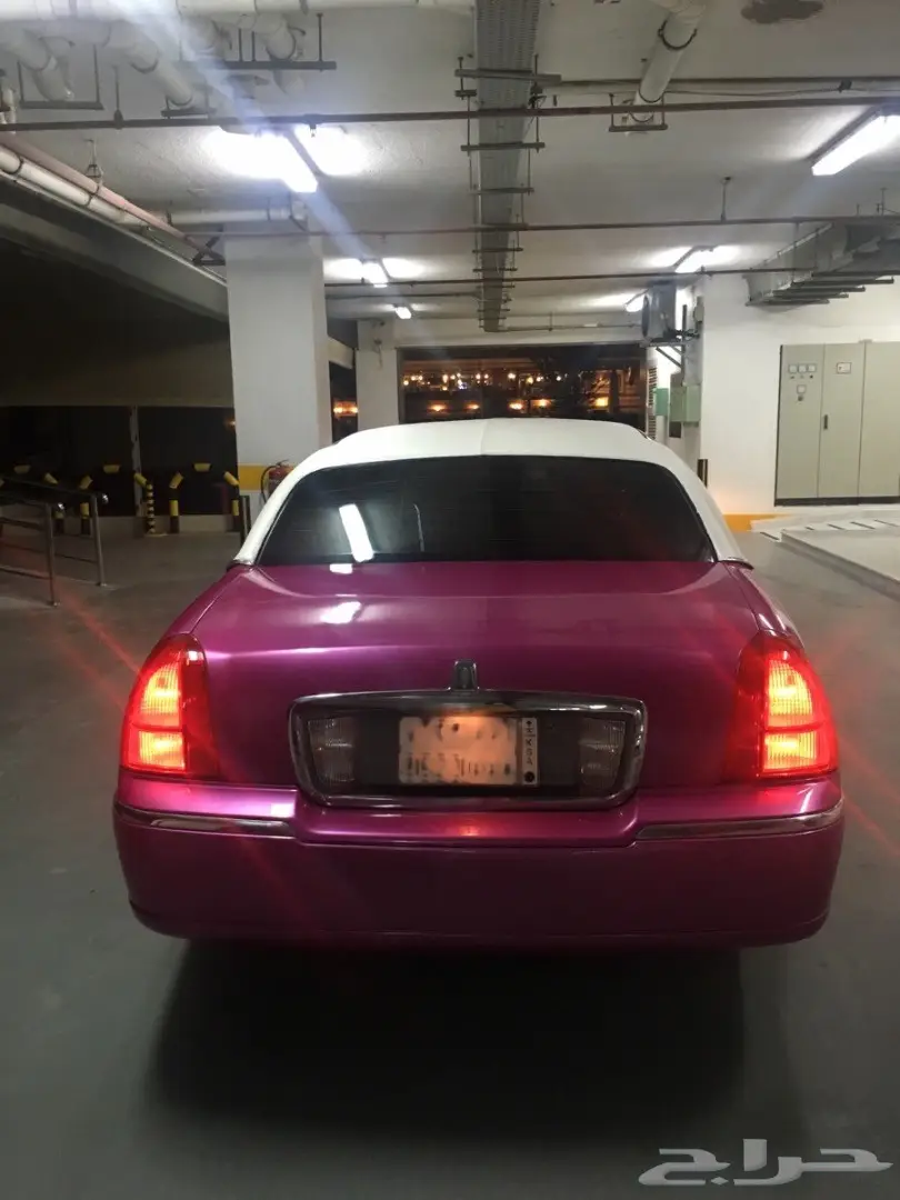 للبيع ليموزين مخزن لنكلون تاون كار جديد  (image 3)