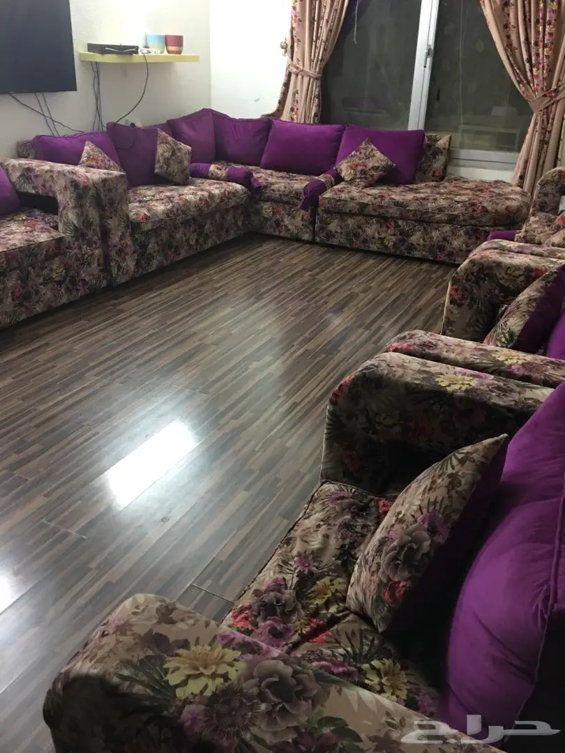 طقم كنب نظيف للبيع