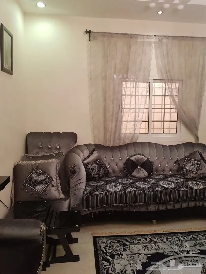 للبيع كنب 9 قطع  (image 2)