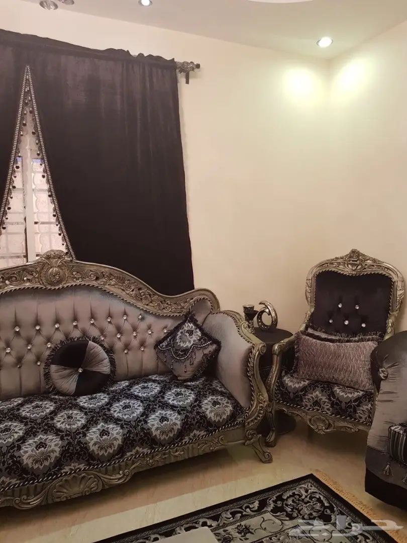 للبيع كنب 9 قطع  (image 4)