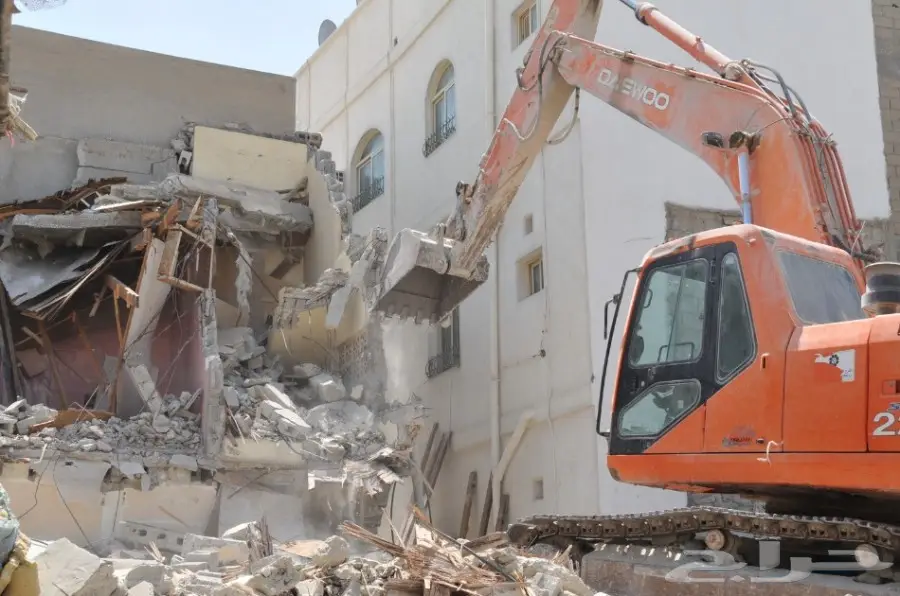 هدم وحفر وترحيل في جميع مناطق المملكة