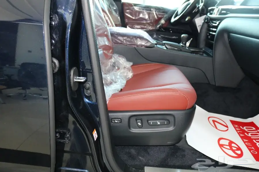 ليكزس ال اكس 570 SS موديل 2018 (image 19)