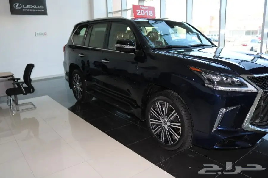 ليكزس ال اكس 570 SS موديل 2018 (image 21)