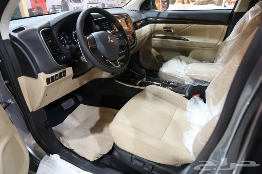 ميتسوبيشي اوتلاندر 2018 فل بسعر 95000 ريال (image 6)