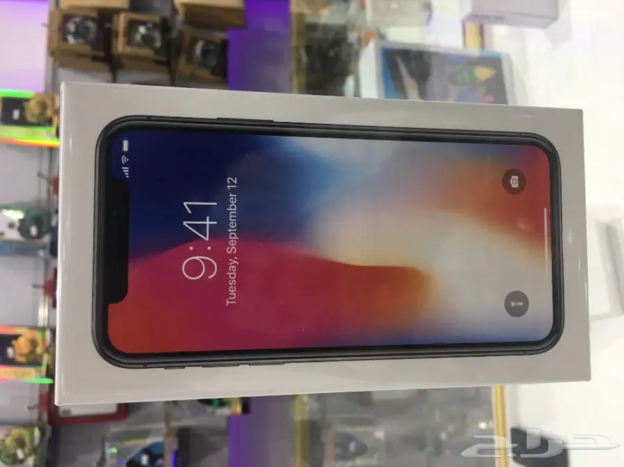 ايفون X رمادي 64 قيقا 