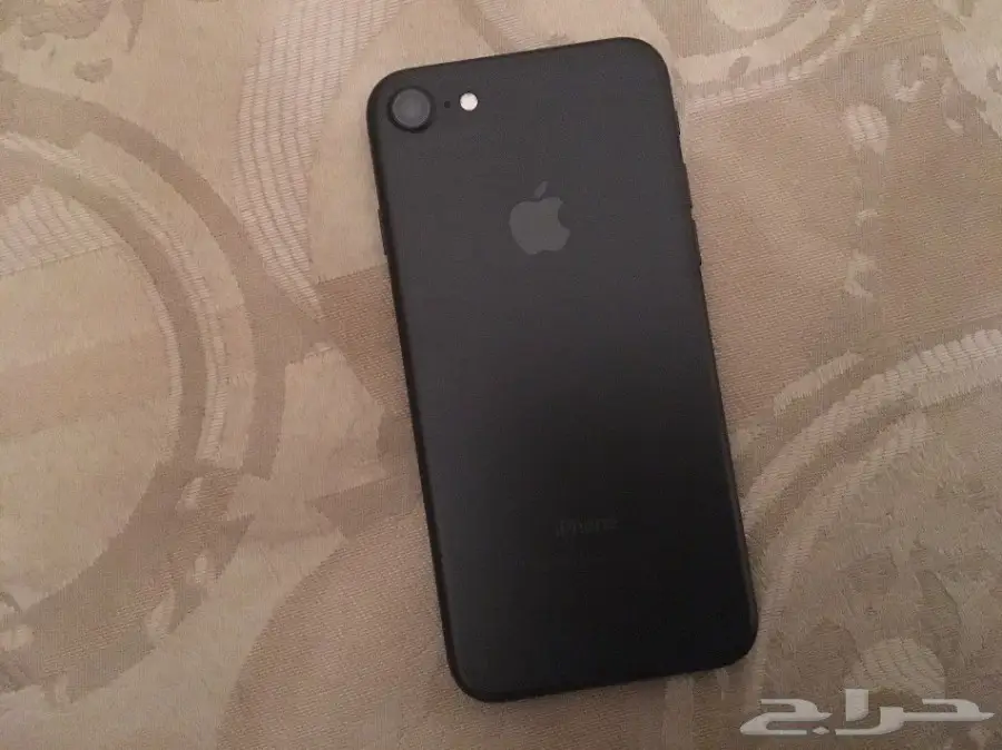 ايفون 7 العادي اسود مطفي 128 غيغا بحكم الجديد (image 8)
