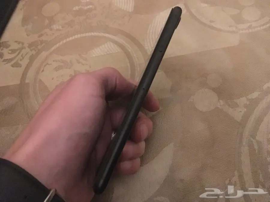 ايفون 7 العادي اسود مطفي 128 غيغا بحكم الجديد (image 11)
