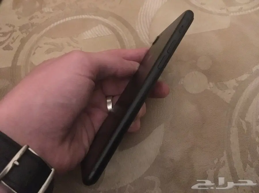 ايفون 7 العادي اسود مطفي 128 غيغا بحكم الجديد (image 12)