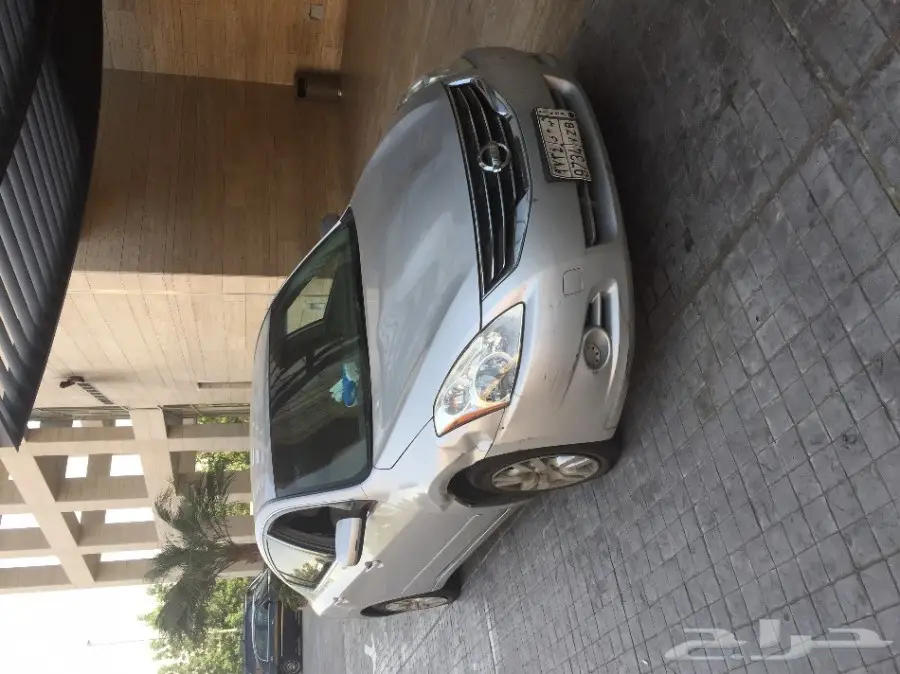 نيسان التيما 2011 (image 1)