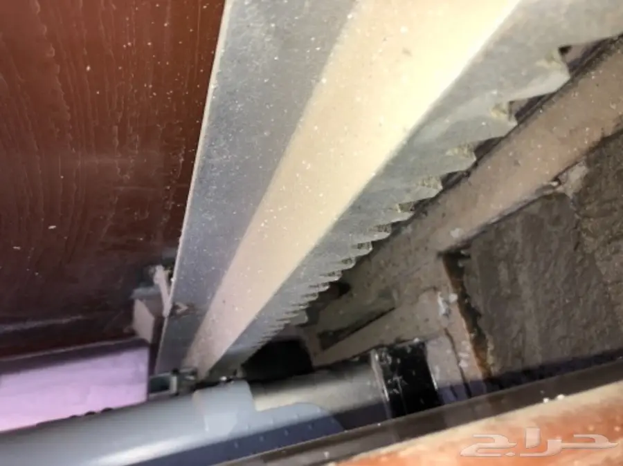 باب ريموت منزل او مستودع معه ريموت 