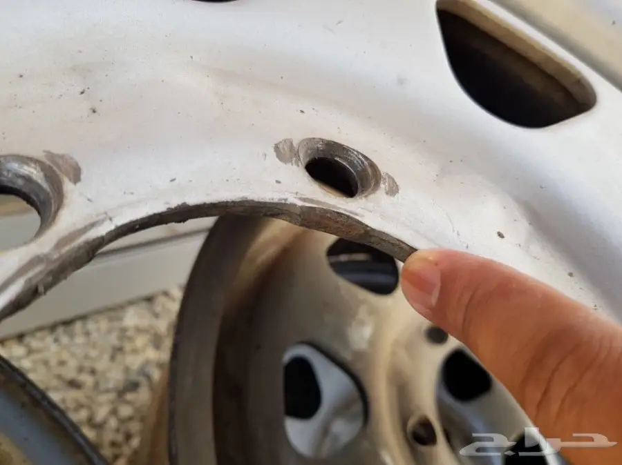 للبيع خمس جنوط نيسان اصلي (image 2)