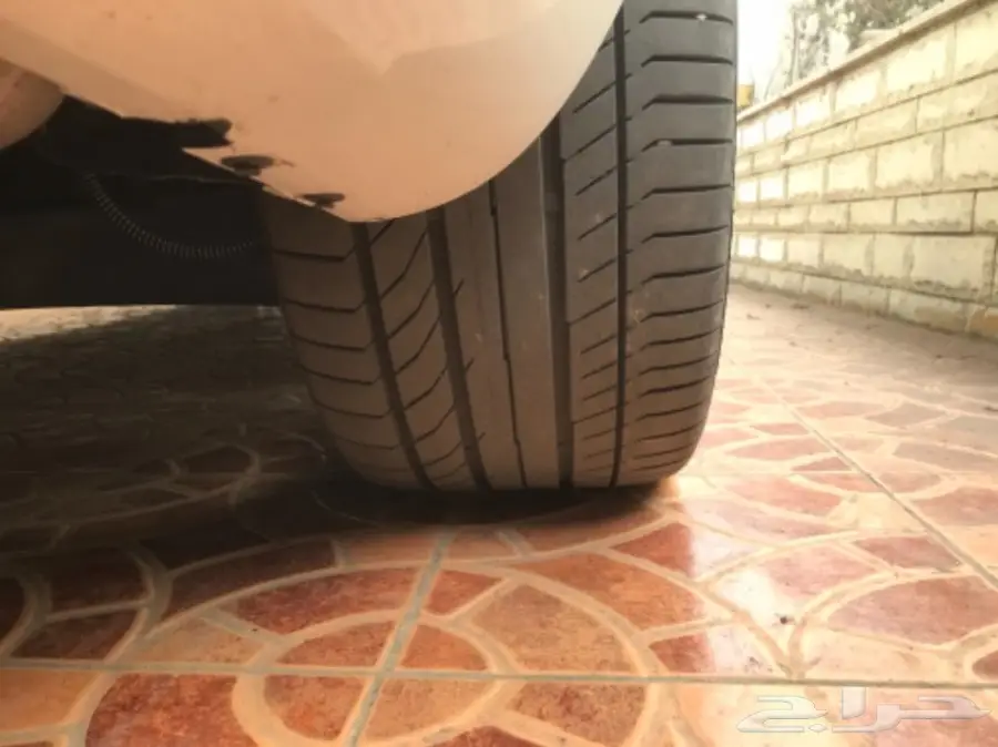 للبيع كفرات كونتننتال للبنوراما مرسيدس