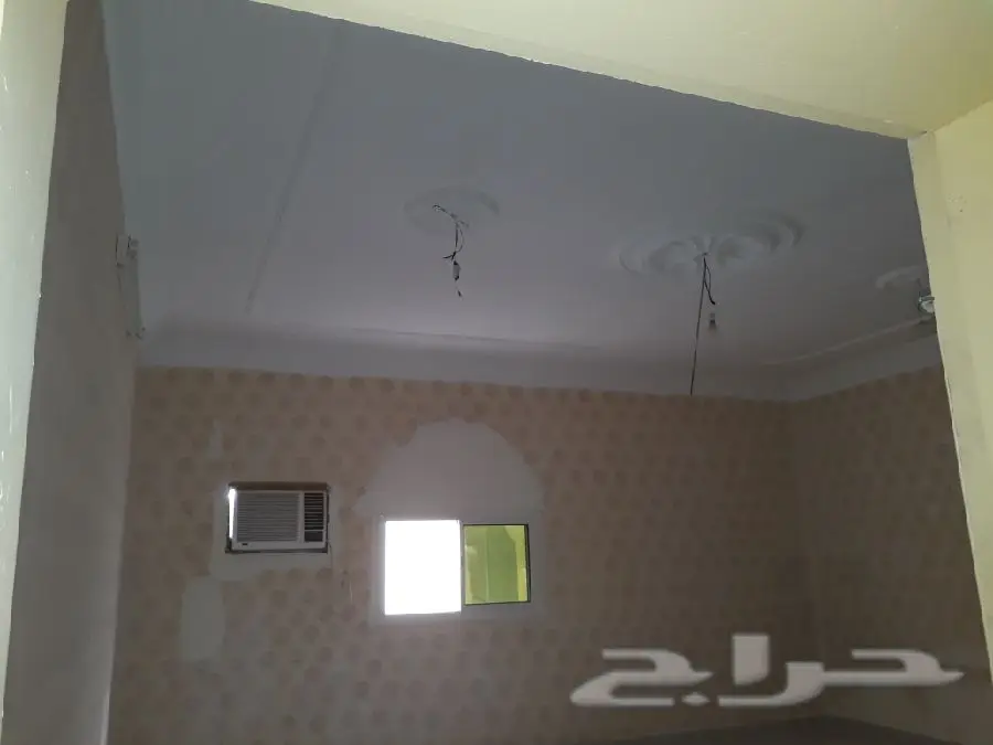 معلم-دنانات-بوية-بويات-ورق-جدران-دهان-جدة (image 110)