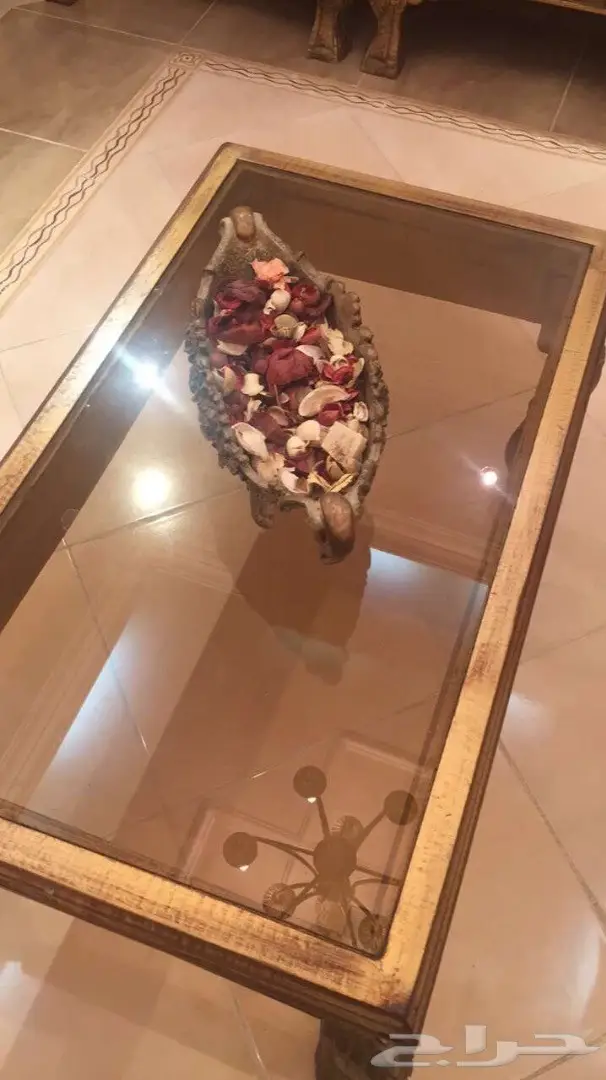 كنب كلاسيكي للبيع (image 2)