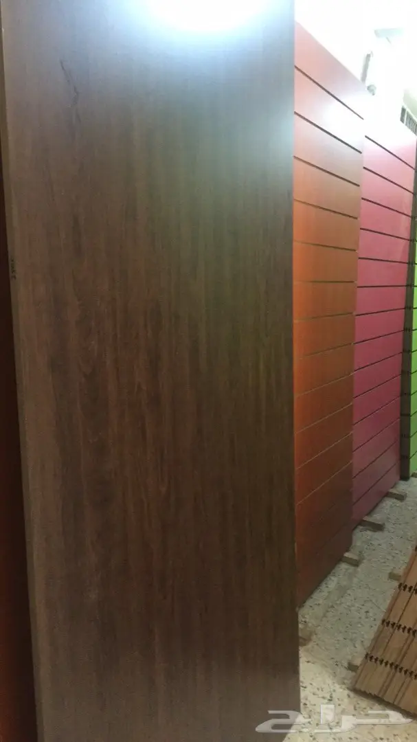 خشب ام دي اف يوجد لوحين