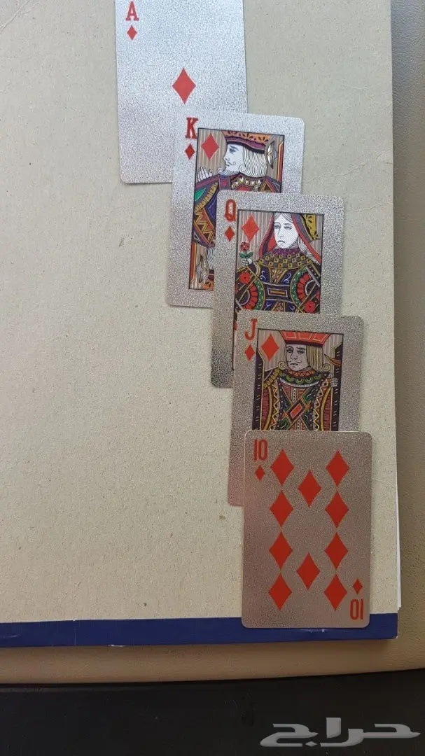 ورق البلوت الذهبي والاسود والفضي. (image 14)