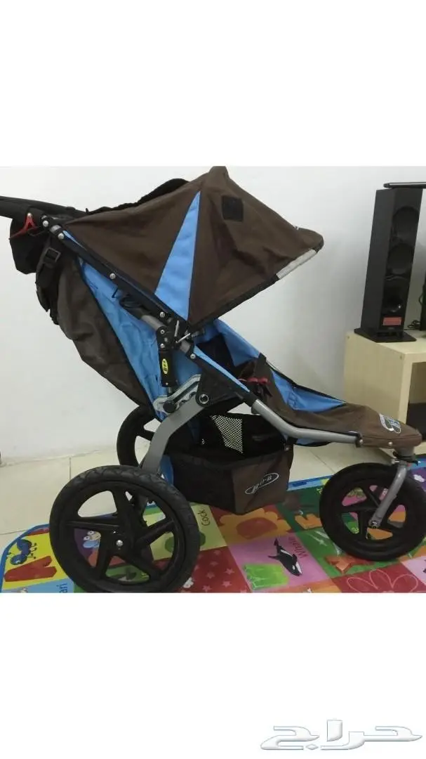 عربة من ماركة Bob Gear الامريكية